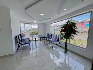 ¡Departamento en Venta en Puengasi, Barrio Balcón El Valle!