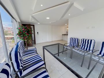 ¡Departamento en Venta en Puengasi, Barrio Balcón El Valle!