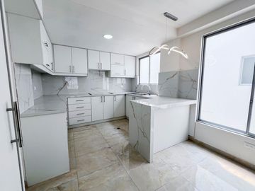 Departamento por estrenar de 3 habitaciones sector balcón del valle