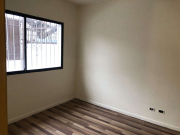 Amplia Casa Familiar  o Comercial Barrio Recoleta