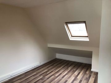 Amplia Casa Familiar  o Comercial Barrio Recoleta