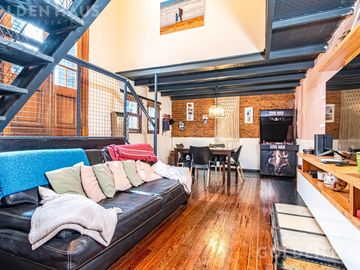 PH 3 ambientes con cochera cubierta, patio y terraza en la mejor zona de Flores