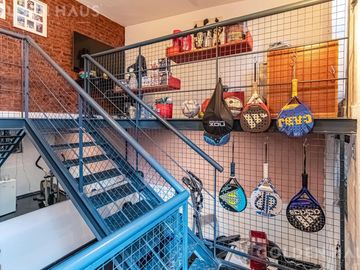 PH 3 ambientes con cochera cubierta, patio y terraza en la mejor zona de Flores