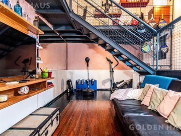 PH 3 ambientes con cochera cubierta, patio y terraza en la mejor zona de Flores