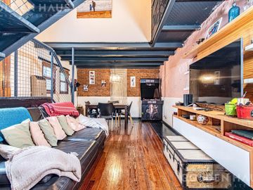 PH 3 ambientes con cochera cubierta, patio y terraza en la mejor zona de Flores