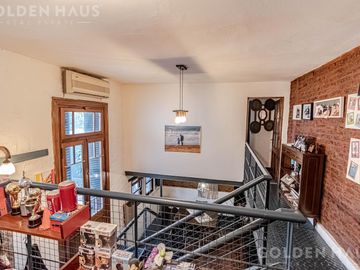 PH 3 ambientes con cochera cubierta, patio y terraza en la mejor zona de Flores