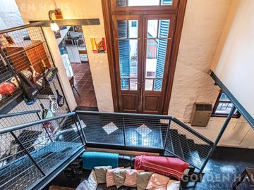 PH 3 ambientes con cochera cubierta, patio y terraza en la mejor zona de Flores