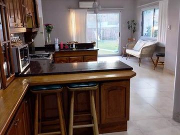 Casa - Banfield Oeste