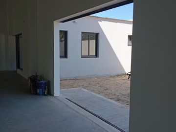 Galpón ubicado en Luciana Rios y Lisandro De La Torre