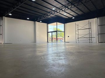 Galpón ubicado en Luciana Rios y Lisandro De La Torre