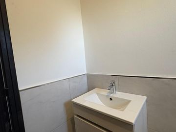 Galpón ubicado en Luciana Rios y Lisandro De La Torre