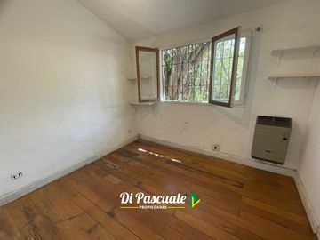 Venta Casa Quinta 3 Ambientes con Parque, Quincho y Pileta - La Reja Norte