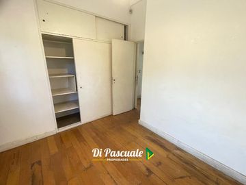 Venta Casa Quinta 3 Ambientes con Parque, Quincho y Pileta - La Reja Norte