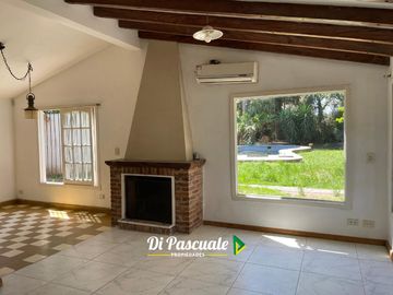 Venta Casa Quinta 3 Ambientes con Parque, Quincho y Pileta - La Reja Norte