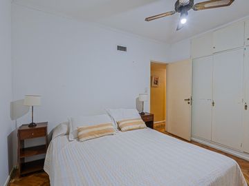 DEPARTAMENTO - VENTA - 5 AMBIENTES - COCHERA CUBIERTA - PALERMO - APTO CRÉDITO
