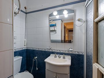 DEPARTAMENTO - VENTA - 5 AMBIENTES - COCHERA CUBIERTA - PALERMO - APTO CRÉDITO