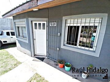 CASA DE 3 AMBIENTES CON PARQUE EN SANTA CLARA DEL MAR