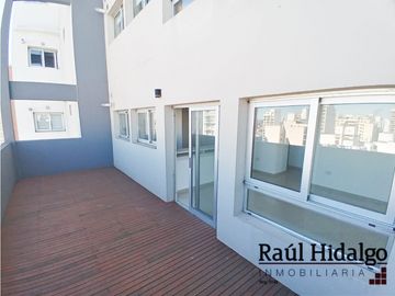 EXCELENTE DEPARTAMENTO A ESTRENAR A LA CALLE!!!!! CON BALCÓN SALIENTE.