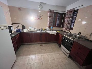 OPORTUNIDAD CASA 4 DORM VISTA AL LAGO EN SIQUIMAN