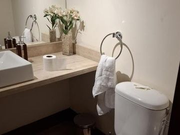 Charles Hamilton/San Francisco de Asís - San Carlos Apoquindo - Departamento - Venta