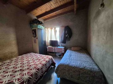 VENTA CASA CON DEPARTAMENTO EN CIPOLLETTI