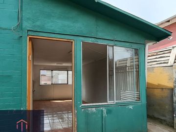 Casa en venta c/ estacionamiento en Alto Jahuel
