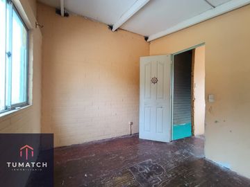 Casa en venta c/ estacionamiento en Alto Jahuel