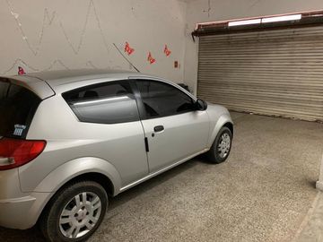 Importante Propiedad en Paso del Rey - Losa con Galpón en el Frente y Departamento detrás!