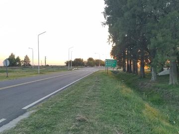 Terreno en  Nuevo Acceso Carbó y Ruta 16