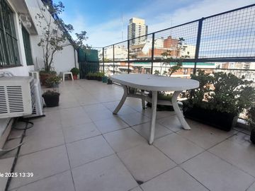 Venta - Departamento 4 ambientes con dependencia y cochera en Alto Palermo