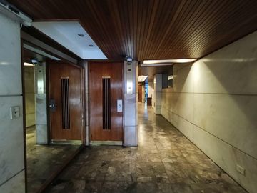 Venta - Departamento 4 ambientes con dependencia y cochera en Alto Palermo