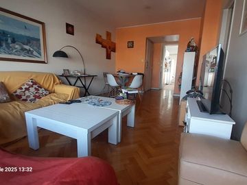 Venta - Departamento 4 ambientes con dependencia y cochera en Alto Palermo