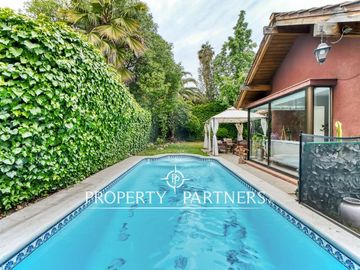 Venta de hermosa casa en Condominio Casagrande, Peñalolén