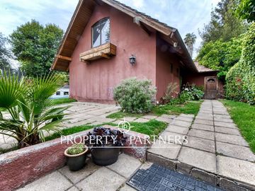 Venta de hermosa casa en Condominio Casagrande, Peñalolén