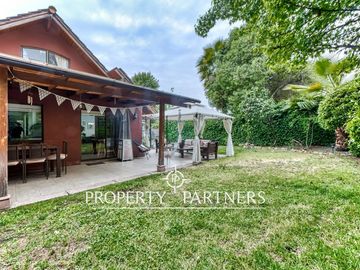 Venta de hermosa casa en Condominio Casagrande, Peñalolén