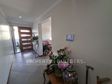 Exclusiva casa en Parcelas Viña Esmeralda