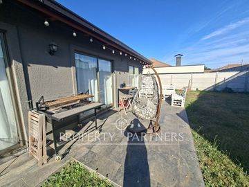 Exclusiva casa en Parcelas Viña Esmeralda