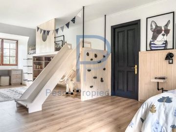 MARAVILLOSA CASA REMODELADA EN LOMAS DE LA DEHESA