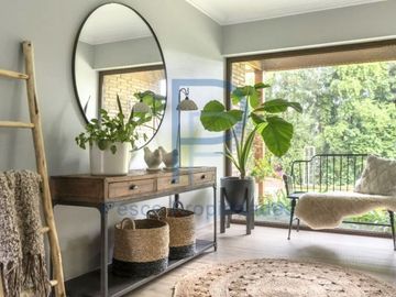 MARAVILLOSA CASA REMODELADA EN LOMAS DE LA DEHESA