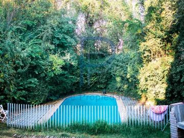 MARAVILLOSA CASA REMODELADA EN LOMAS DE LA DEHESA
