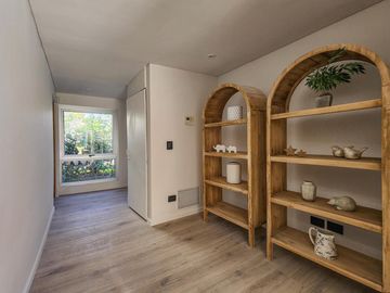 VENTA Casa 3 Dormitorios con Pileta y Cochera en Miraflores, Funes Hills