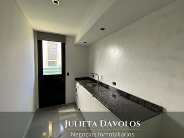 Casa en  Venta 5 Ambientes Puertos del Lago Barrio Acacias Escobar-Maschwitz