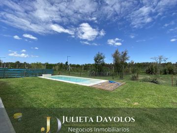 Casa en  Venta 5 Ambientes Puertos del Lago Barrio Acacias Escobar-Maschwitz