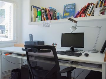 Casa de 7 ambientes con cochera y playroom en venta en Vicente Lopez