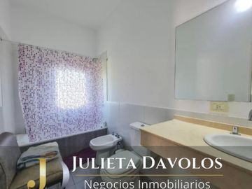 Casa al agua en Venta 5 Ambientes Villa Nueva Barrio San Marco -Tigre