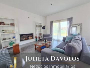 Casa al agua en Venta 5 Ambientes Villa Nueva Barrio San Marco -Tigre