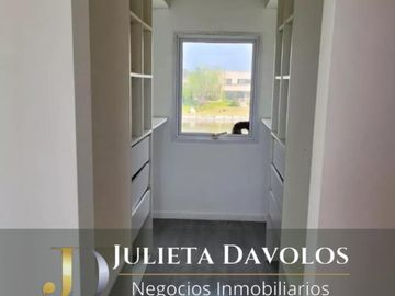 Casa al agua en Venta 5 Ambientes Villa Nueva Barrio San Marco -Tigre