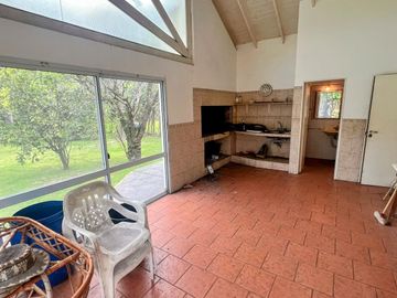 vendo Casa quinta en Funes