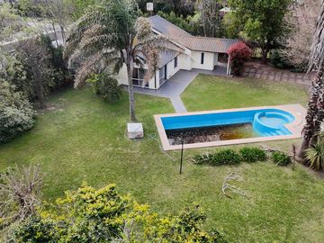 vendo Casa quinta en Funes