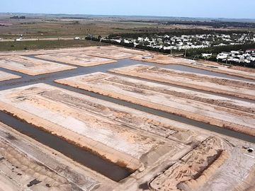 VENTA Terrenos en Barrio Privado Funes Lakes